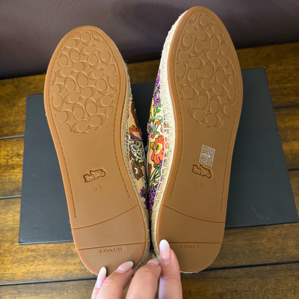 ✨NIB - Coach Women’s Collins Floral Printed Leather Espadrille Flats✨ - Picture 8 of 9